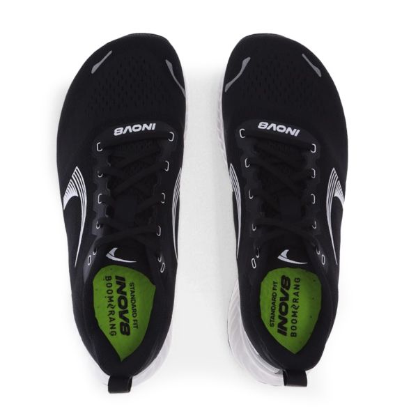 Кроссовки для бега мужские Inov-8 Roadfly (черно-белый)