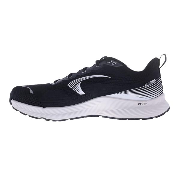 Кроссовки для бега мужские Inov-8 Roadfly (черно-белый)