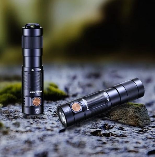 Ліхтар Fenix E09R (чорний)