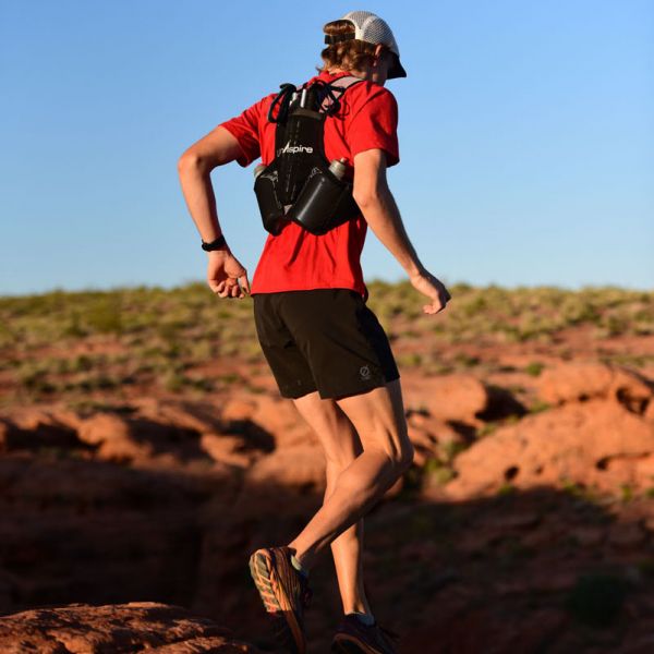 Рюкзак для бега Ultraspire Momentum 2.0 Race Vest (черный)