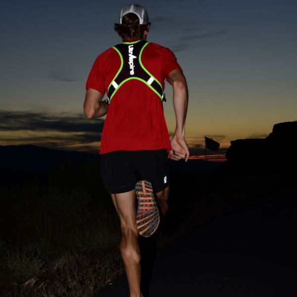 Жилет для бігу UltrAspire Neon Reflective Vest світловідбиваючий (чорно-салатовий)